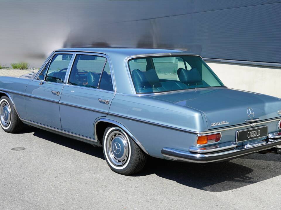 Bild 15/50 von Mercedes-Benz 300 SEL 6.3 (1972)
