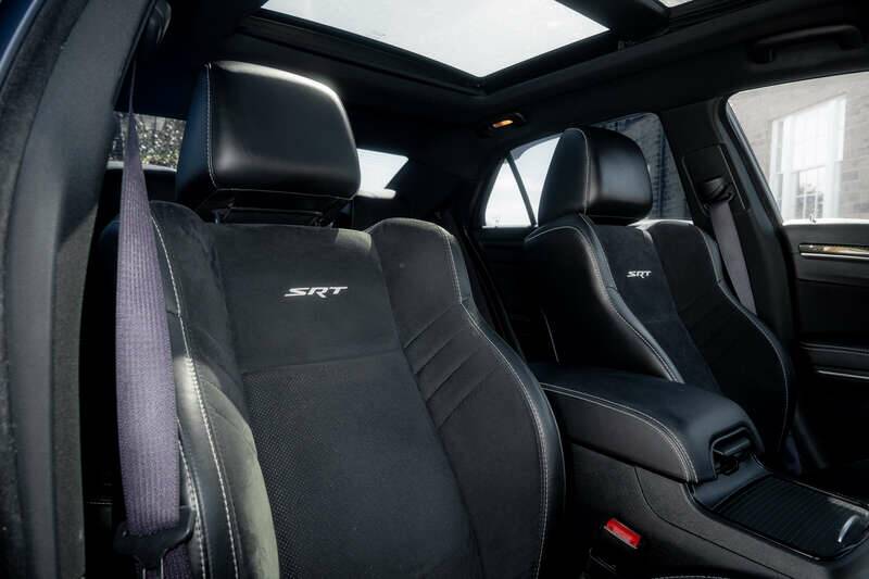 Image 47/50 de Chrysler 300 SRT8 (2017)