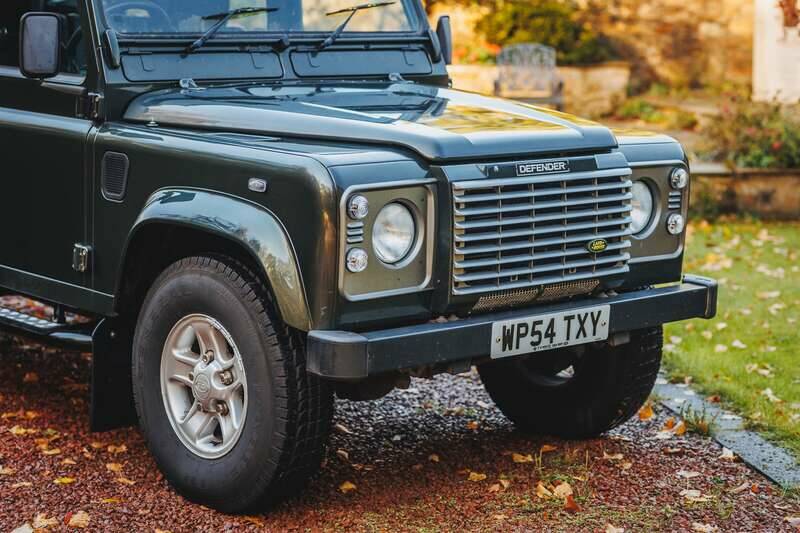 Bild 15/50 von Land Rover Defender 110 (2005)