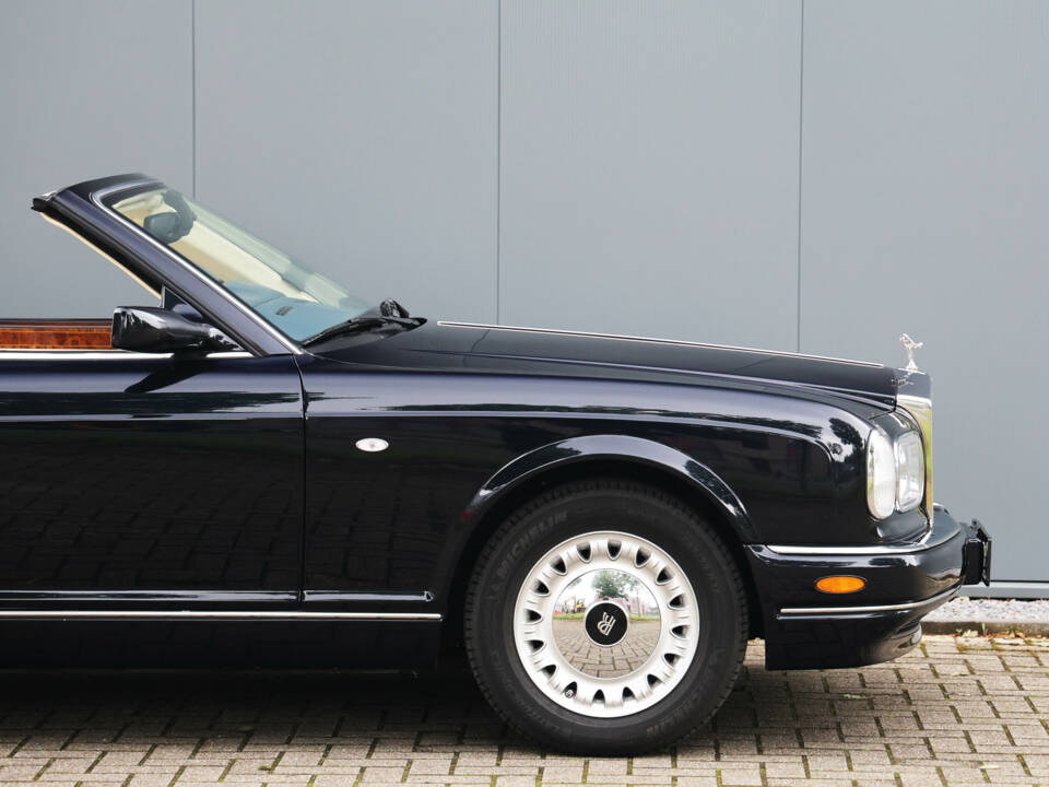 Afbeelding 6/52 van Rolls-Royce Corniche V (2000)