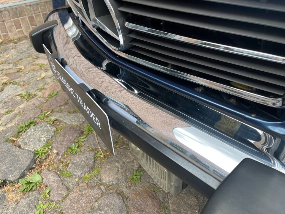 Afbeelding 96/146 van Mercedes-Benz 380 SL (1982)