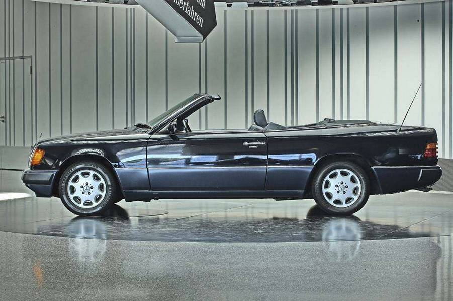 Immagine 6/10 di Mercedes-Benz 300 CE-24 (1992)