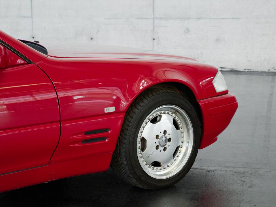 Image 29/50 de Mercedes-Benz SL 500 (1996)
