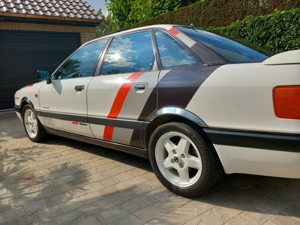Bild 6/8 von Audi 80 - 1.8E (1987)