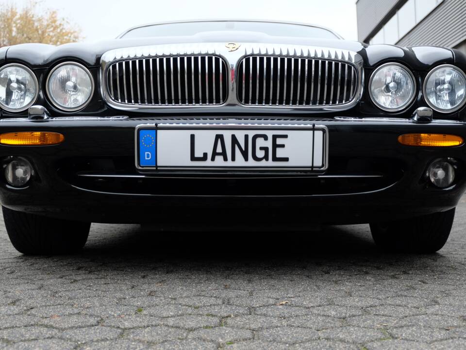 Image 42/60 de Daimler Super V8 (2000)