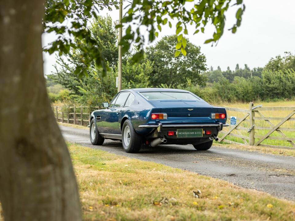 Image 28/50 of Aston Martin V8 EFi (1987)