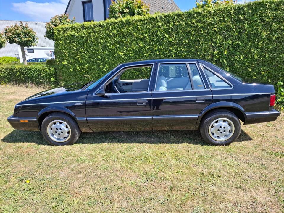 Immagine 3/73 di Dodge Lancer 2.2 Turbo (1986)
