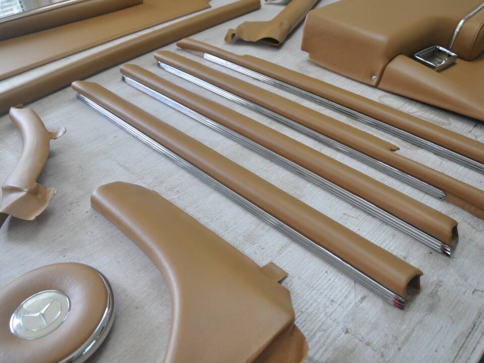 Imagen 56/65 de Mercedes-Benz 220 SE b (1961)