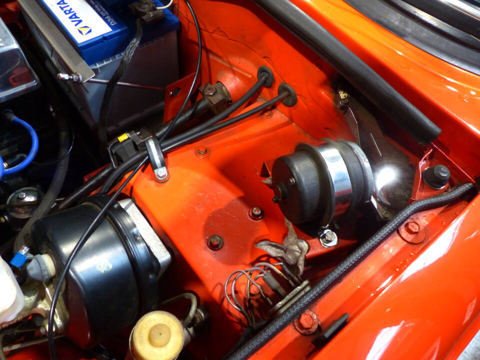 Imagen 68/75 de Triumph TR 6 (1973)