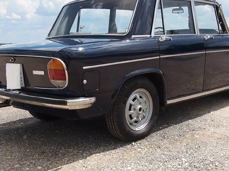 Image 5/8 of Lancia Fulvia Sport 1.3 (1972)