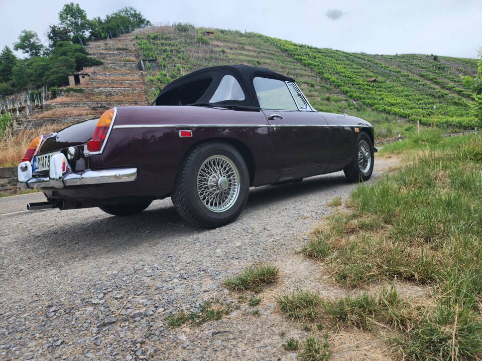 Image 34/55 of MG MGB (1969)