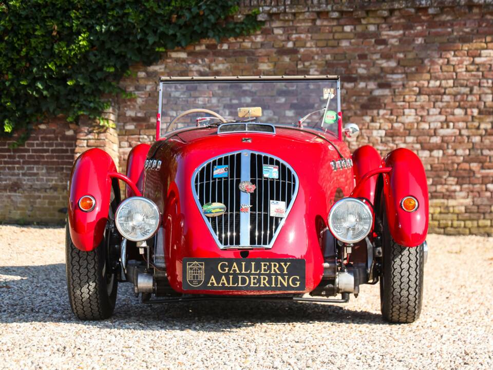 Image 23/50 of Healey Silverstone (1950)