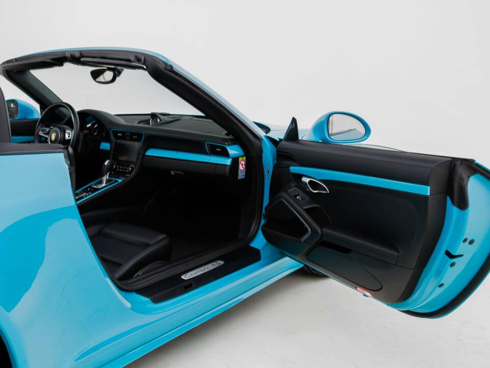 Bild 12/13 von Porsche 911 Carrera 4S (2016)