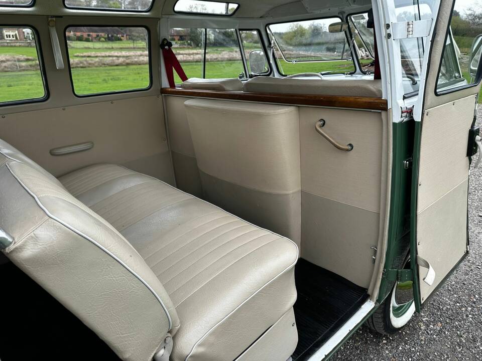 Image 43/60 of Volkswagen T2c Combi (1969)