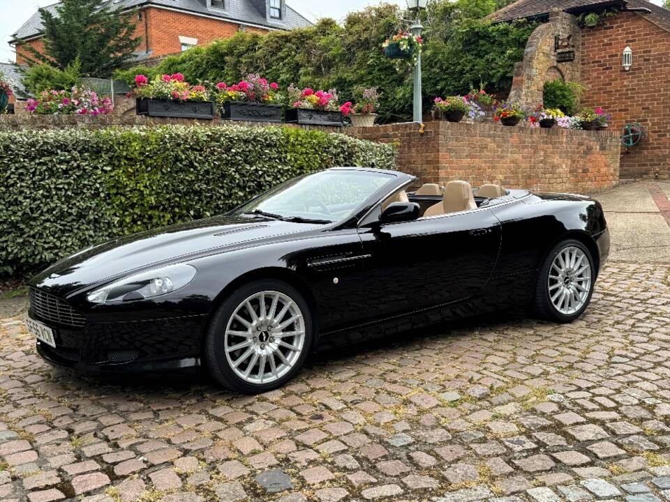 Afbeelding 3/32 van Aston Martin DB 9 Volante (2006)