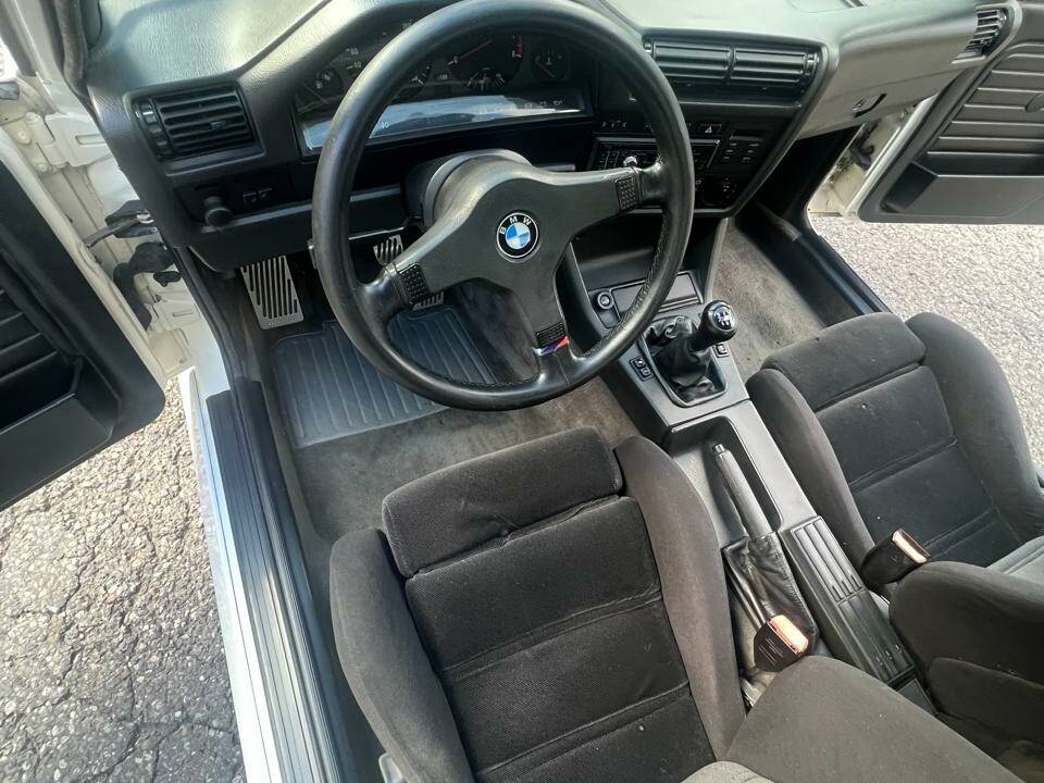 Bild 30/88 von BMW M3 (1988)