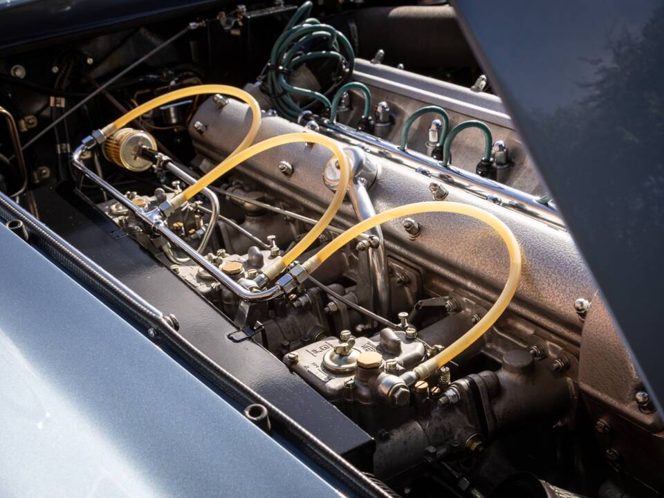 Imagen 22/43 de Aston Martin DB 6 Vantage (1967)