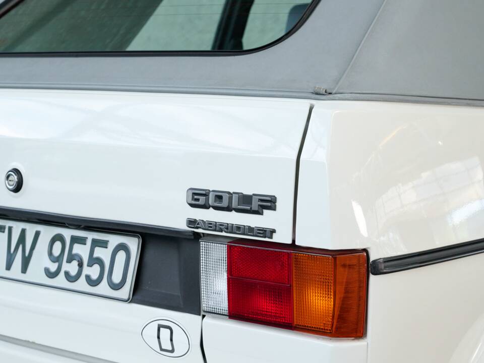 Image 36/50 of Volkswagen Golf Mk I Convertible 1.8 (1989)