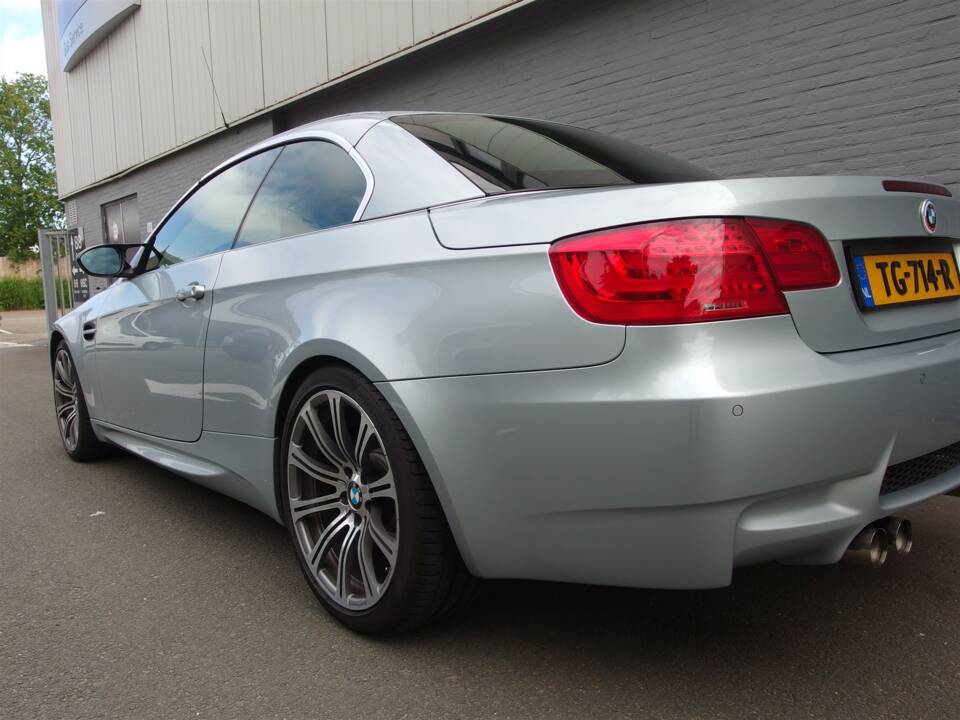 Image 34/98 de BMW M3 (2011)