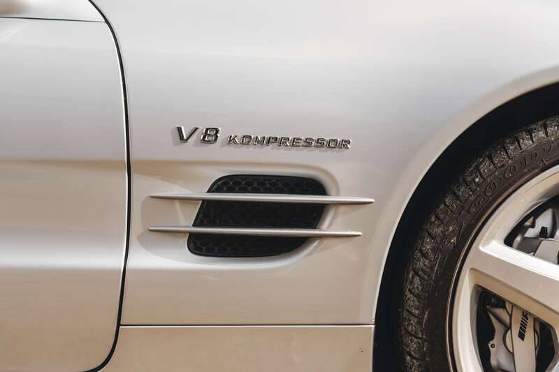 Image 14/50 de Mercedes-Benz SL 55 AMG (2006)