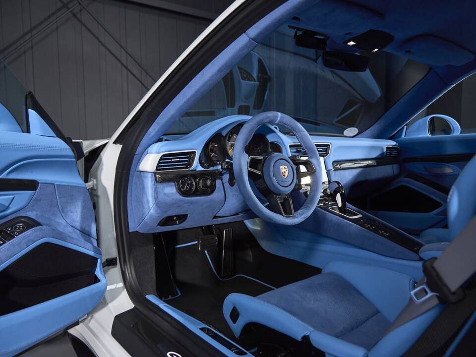 Bild 36/41 von Porsche 911 GT3 RS Weissach (2020)