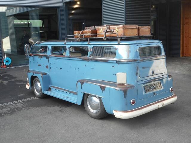 Image 5/20 of Volkswagen T2b Kombi (1973)