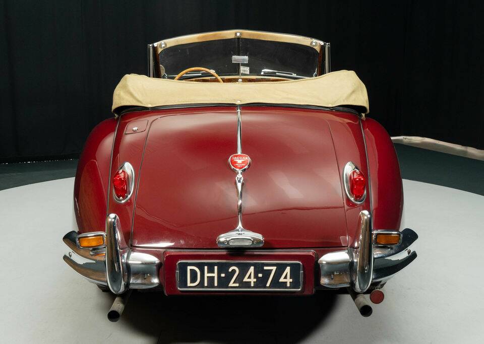 Bild 7/8 von Jaguar XK 140 SE DHC (1956)
