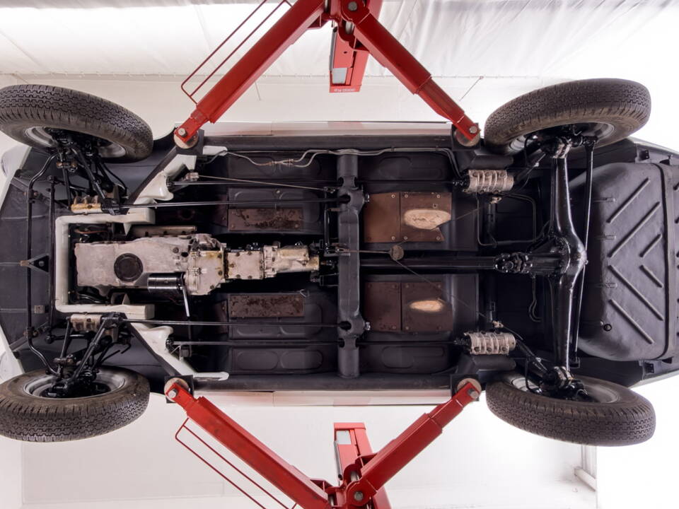 Image 38/50 of BMW 507 (1957)