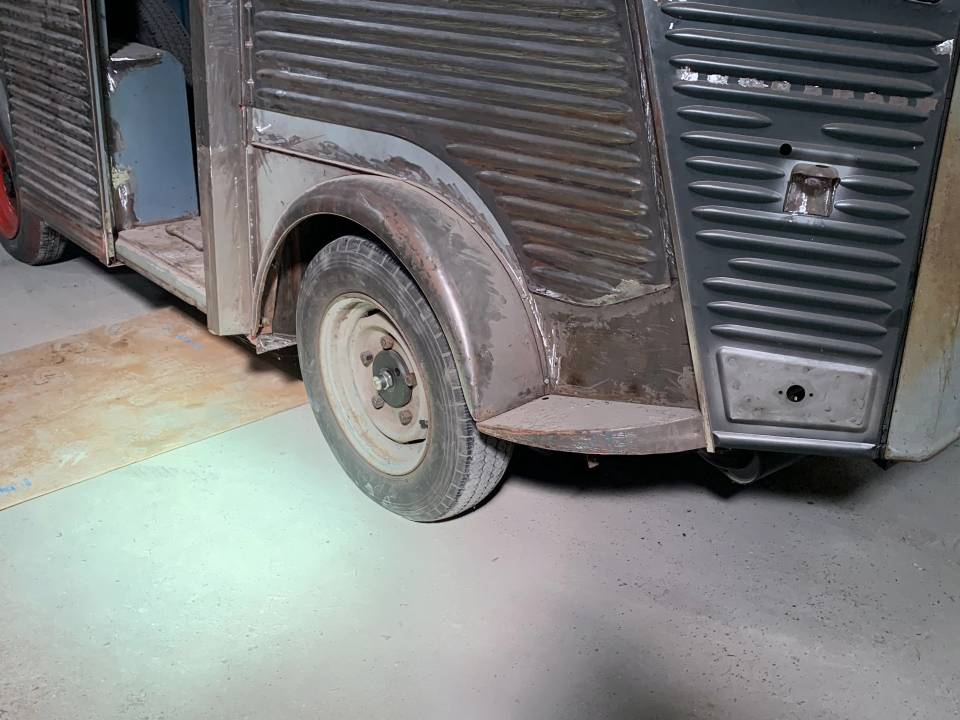 Immagine 4/25 di Citroën HY (1956)