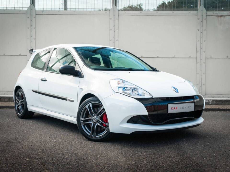 Image 4/58 de Renault Clio III 1.4 16V (2010)