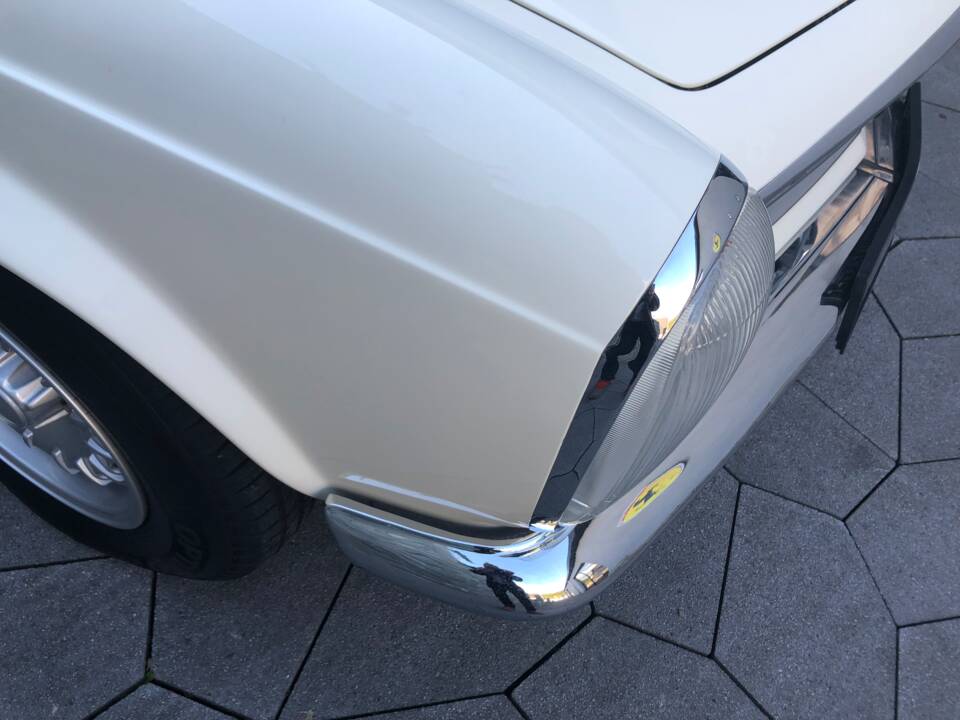 Image 37/43 of Mercedes-Benz 230 SL (1967)