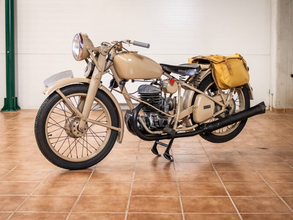 Afbeelding 1/12 van Puch 250 S 4 (1943)