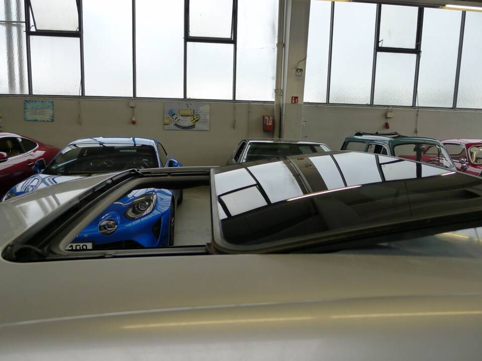 Imagen 20/32 de Peugeot 406 Coupé 2.0 16V (2000)