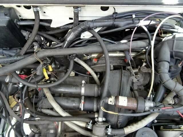 Image 20/32 of Volkswagen T3 Caravelle 2.1 Syncro (1991)