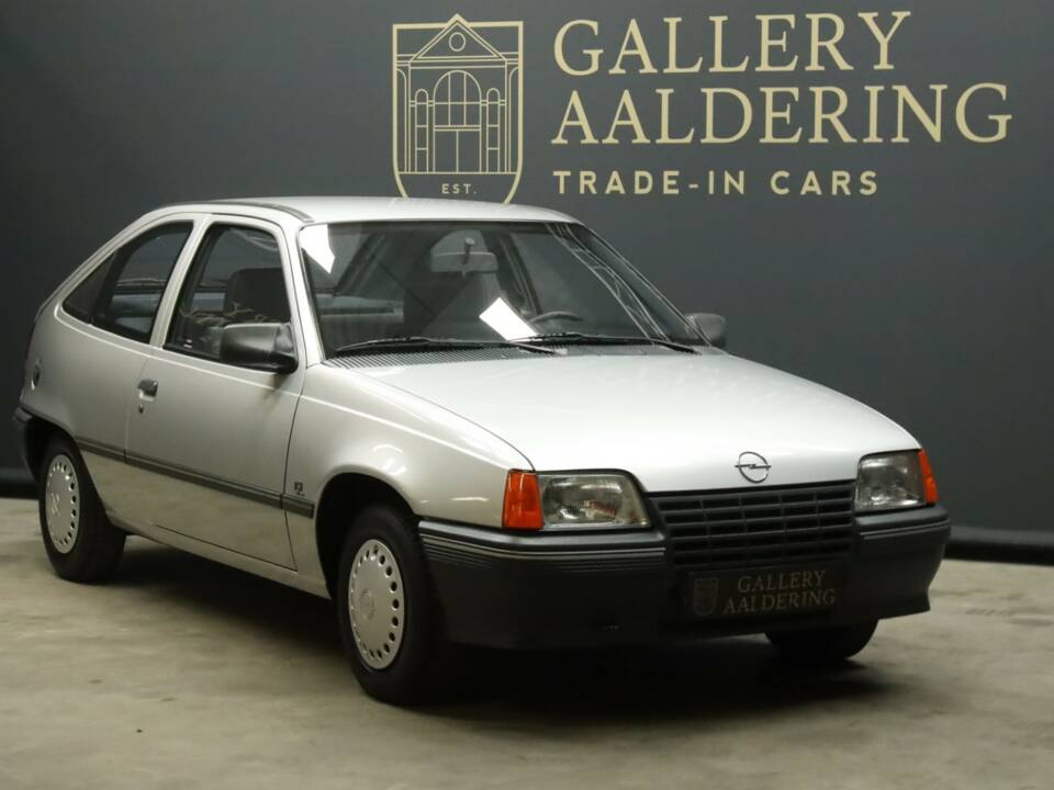 Afbeelding 27/50 van Opel Kadett 2,0i GSi (1988)