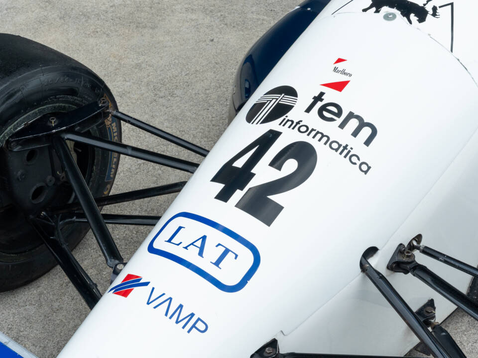 Image 22/64 of Dallara F392 Formula 3 (1992)