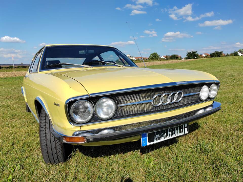 Image 25/54 of Audi 100 Coupe S (1971)