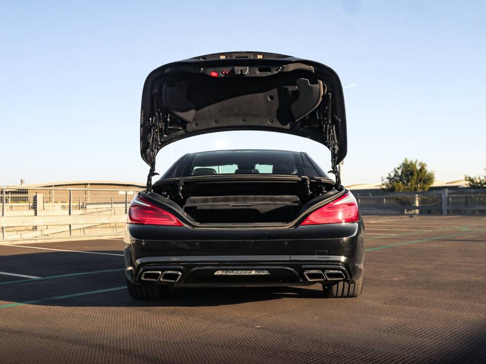 Image 33/33 de Mercedes-Benz SL 63 AMG (2012)