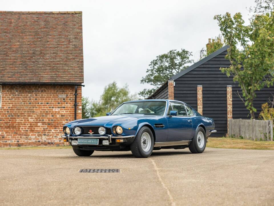 Image 10/50 of Aston Martin V8 EFi (1987)