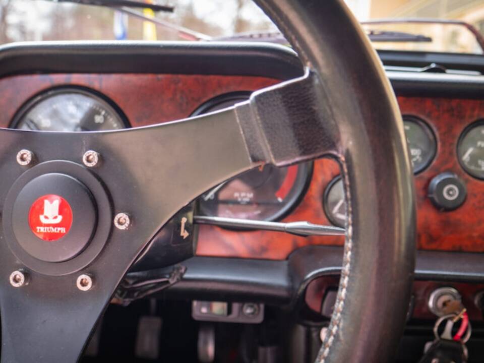 Bild 32/47 von Triumph TR 6 PI (1969)