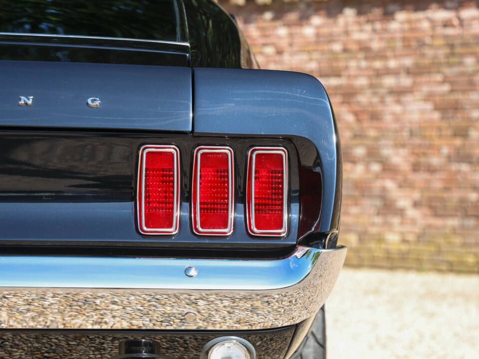 Image 49/50 of Ford Mustang 302 (1969)