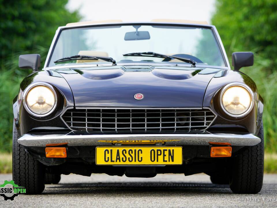 Image 2/42 of FIAT Spider 2000 (1981)