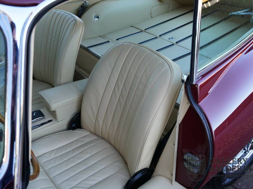Bild 8/50 von Jaguar E-Type 3.8 &quot;Lightweight&quot; (1968)