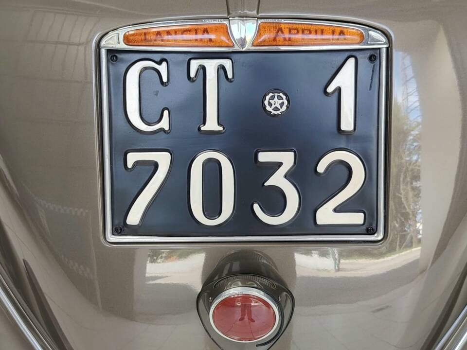 Image 28/77 de Lancia Aprilia (1949)