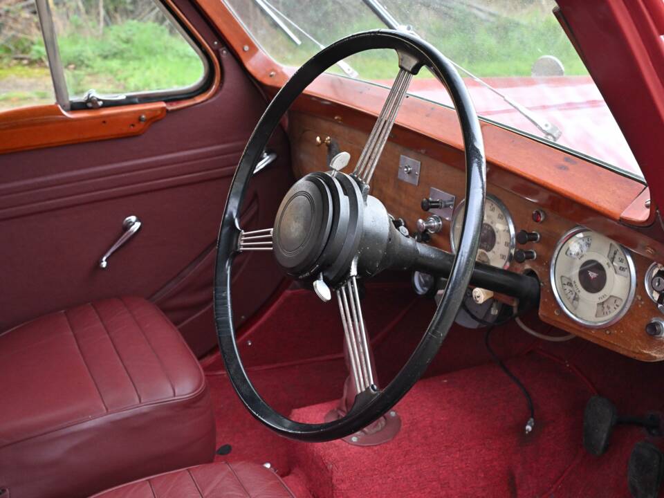 Immagine 39/50 di Alvis TA 14 Duncan Sports (1948)