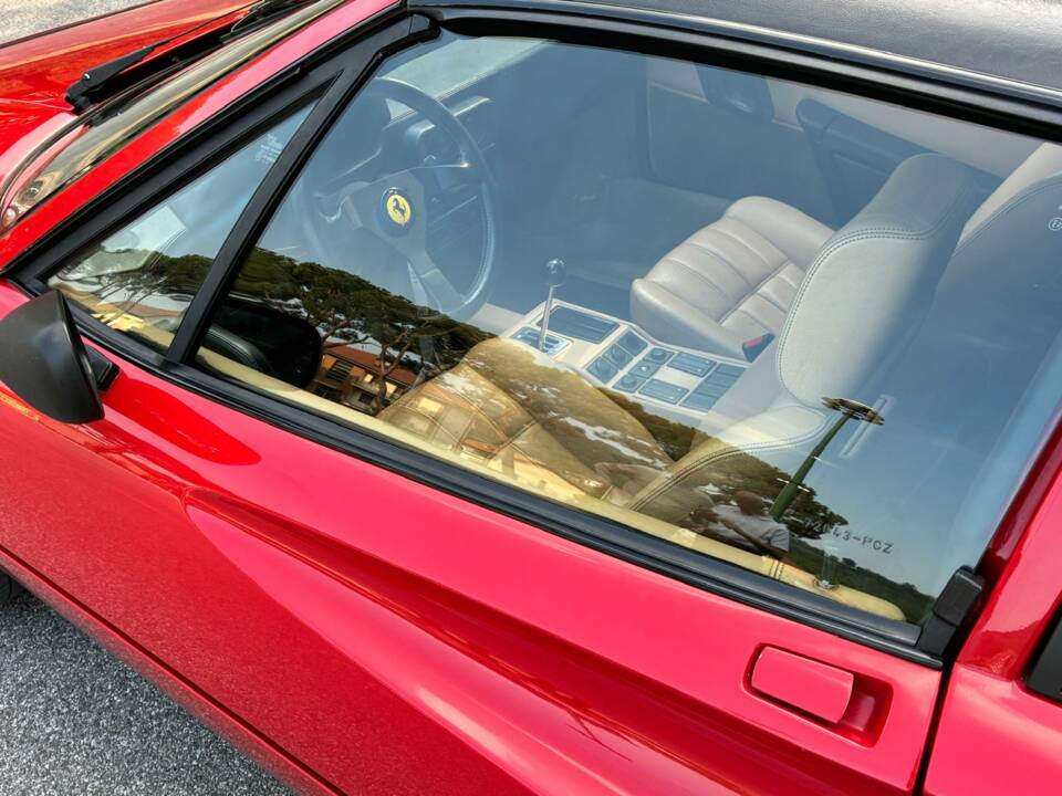 Image 50/51 of Ferrari 208 GTS Turbo (1987)