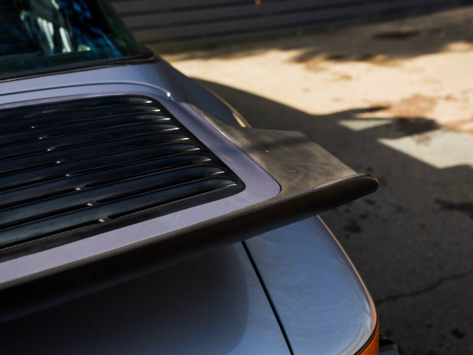 Bild 11/58 von Porsche 911 Carrera 3.2 (WTL) (1988)