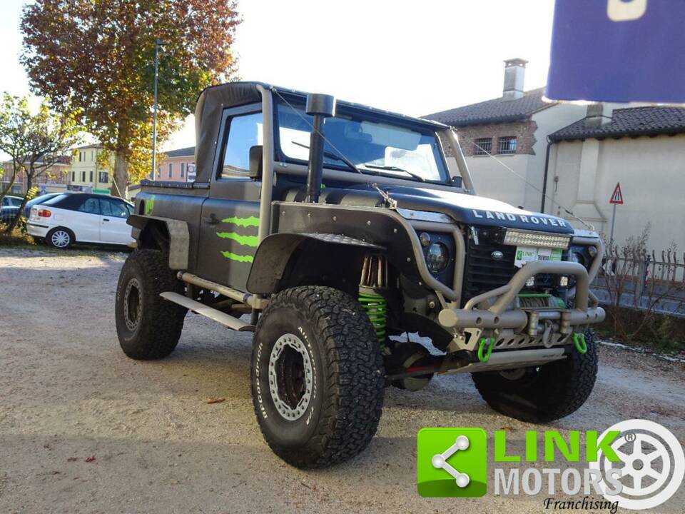 Image 7/10 de Land Rover Defender 90 Td5 (2000)