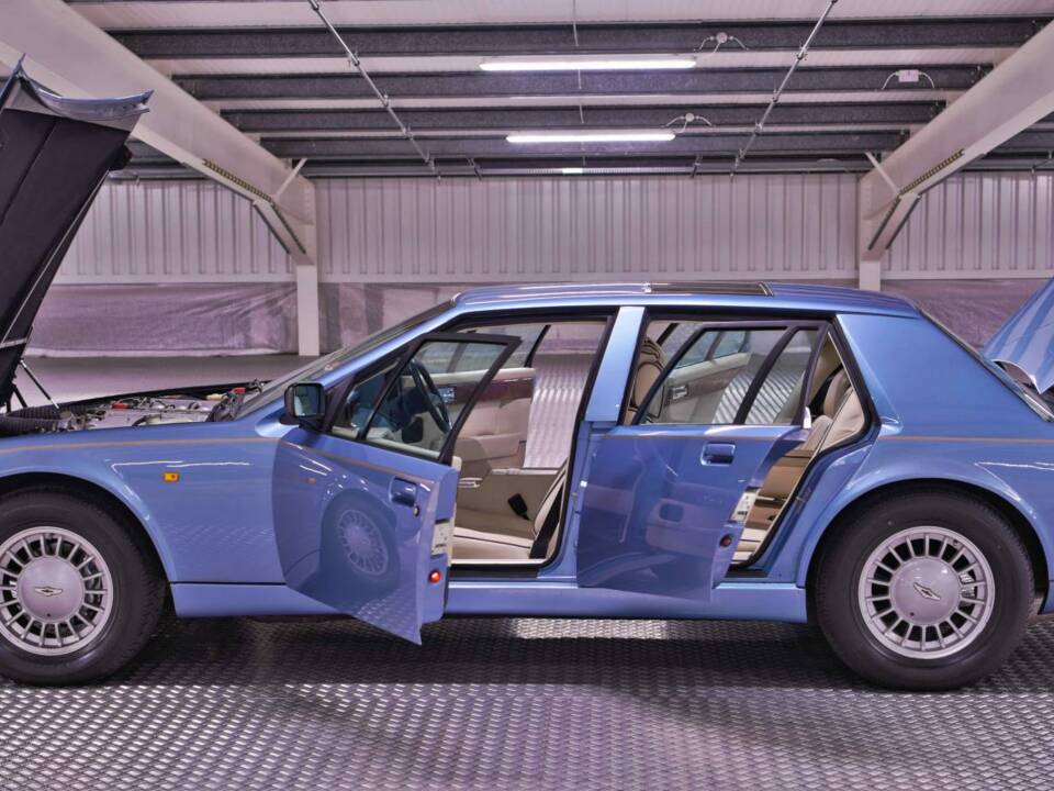 Imagen 15/50 de Aston Martin Lagonda (1989)