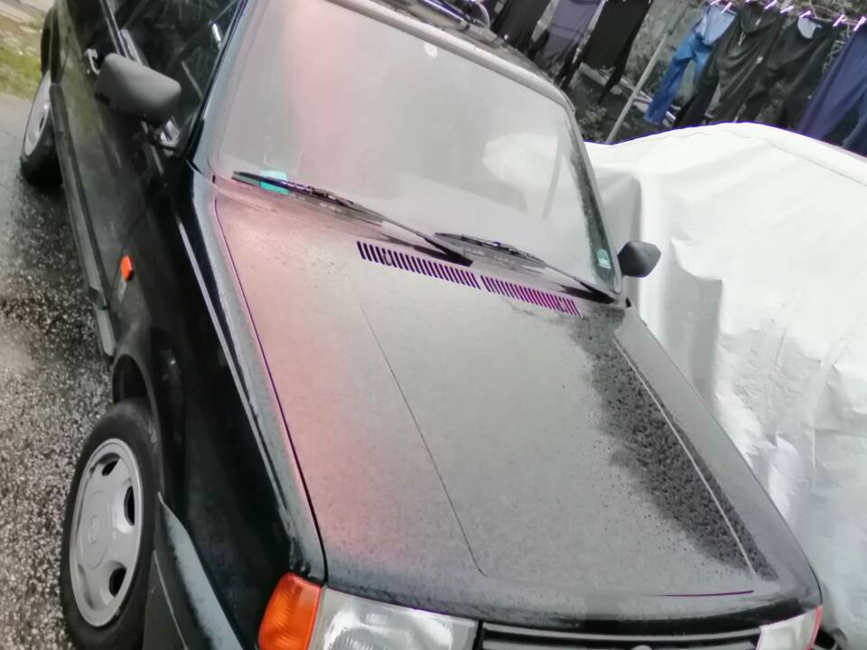 Image 6/9 de Volkswagen Polo II Coupe 1.0 (1994)